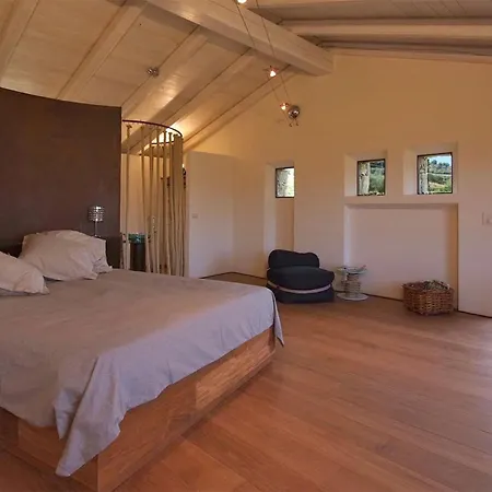 3 Bedroom Amazing In Σπίτι διακοπών *